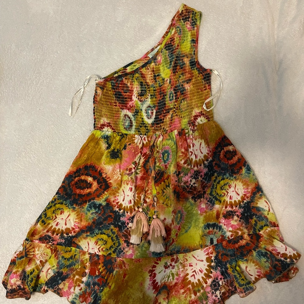 Short dress size medium